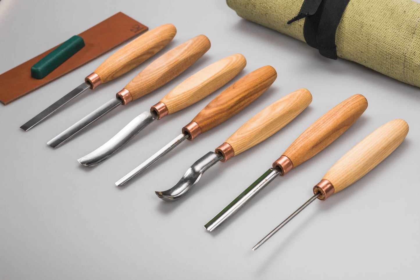 BeaverCraft SC03 Wood Carving Set of 7 Chisels