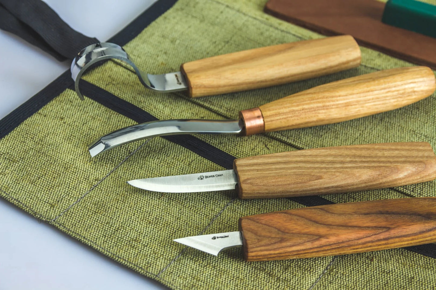 BeaverCraft S49 - Wood Carving Tool Set for Spoon Carving with compact chisel