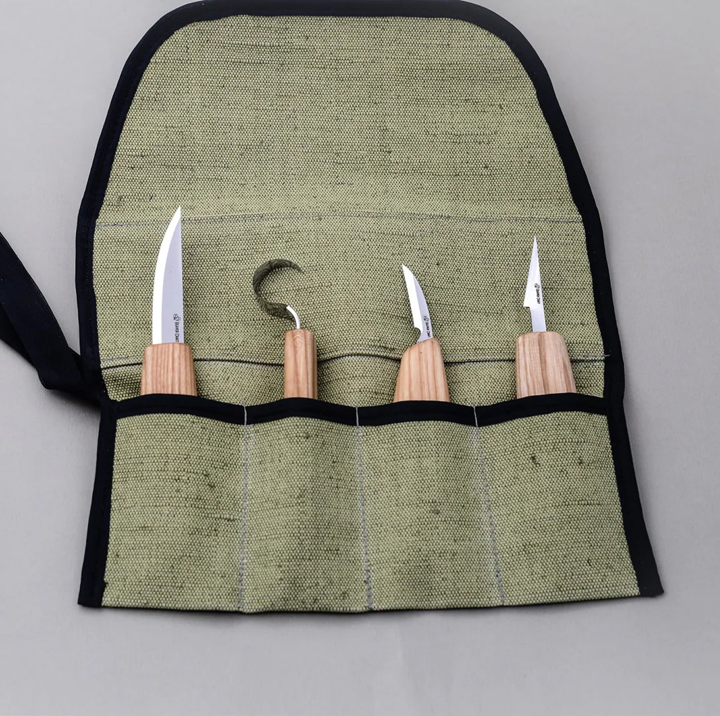BeaverCraft S09 - Set of 4 Knives in Tool Roll