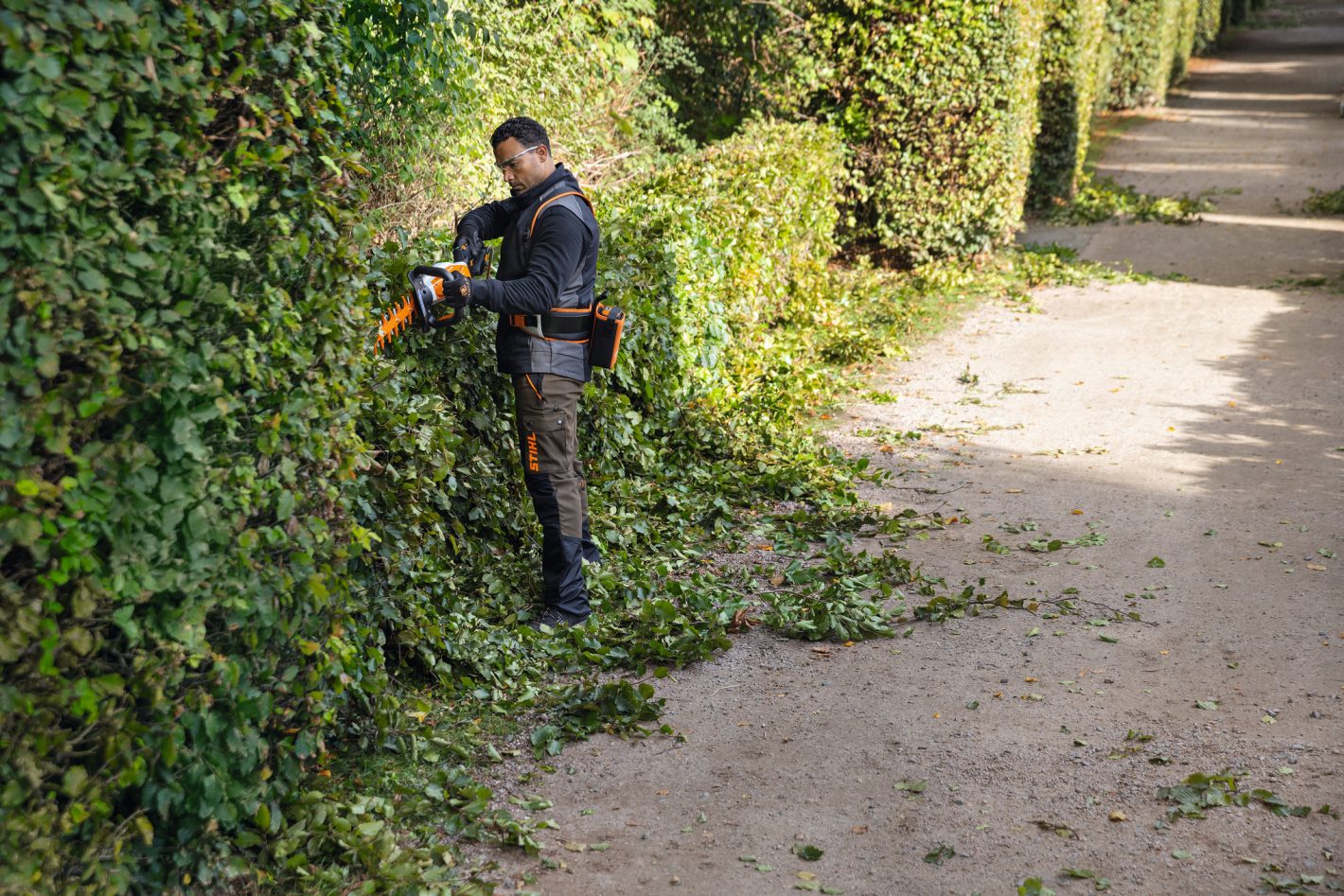 STIHL HSA 130 T Battery Hedge Trimmer AP System