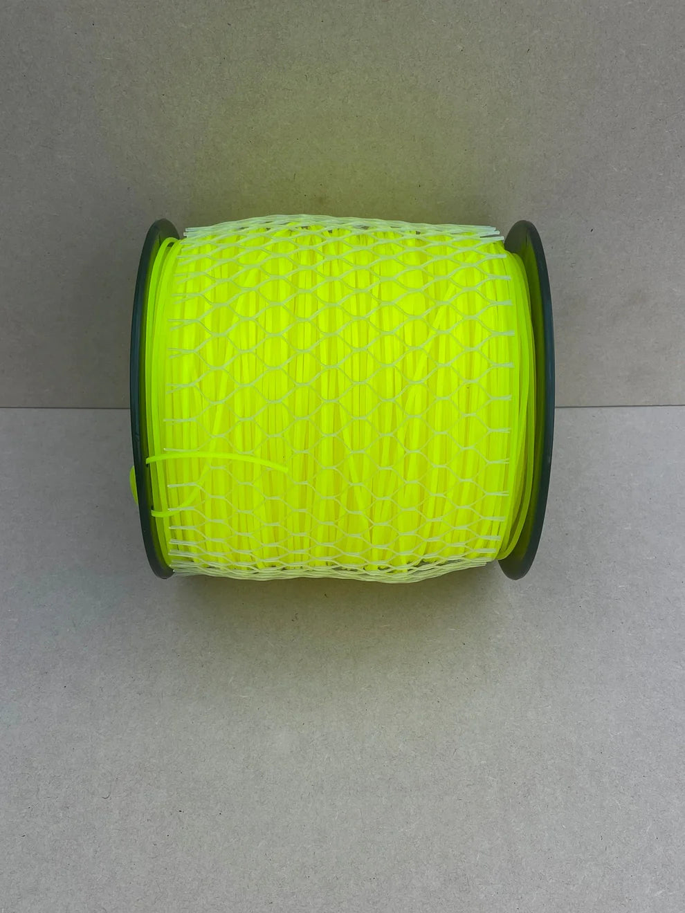 X-LINE 2.7mm Round Commercial Grade Brushcutter Trimmer Line 348m Spool - BOX OF 8