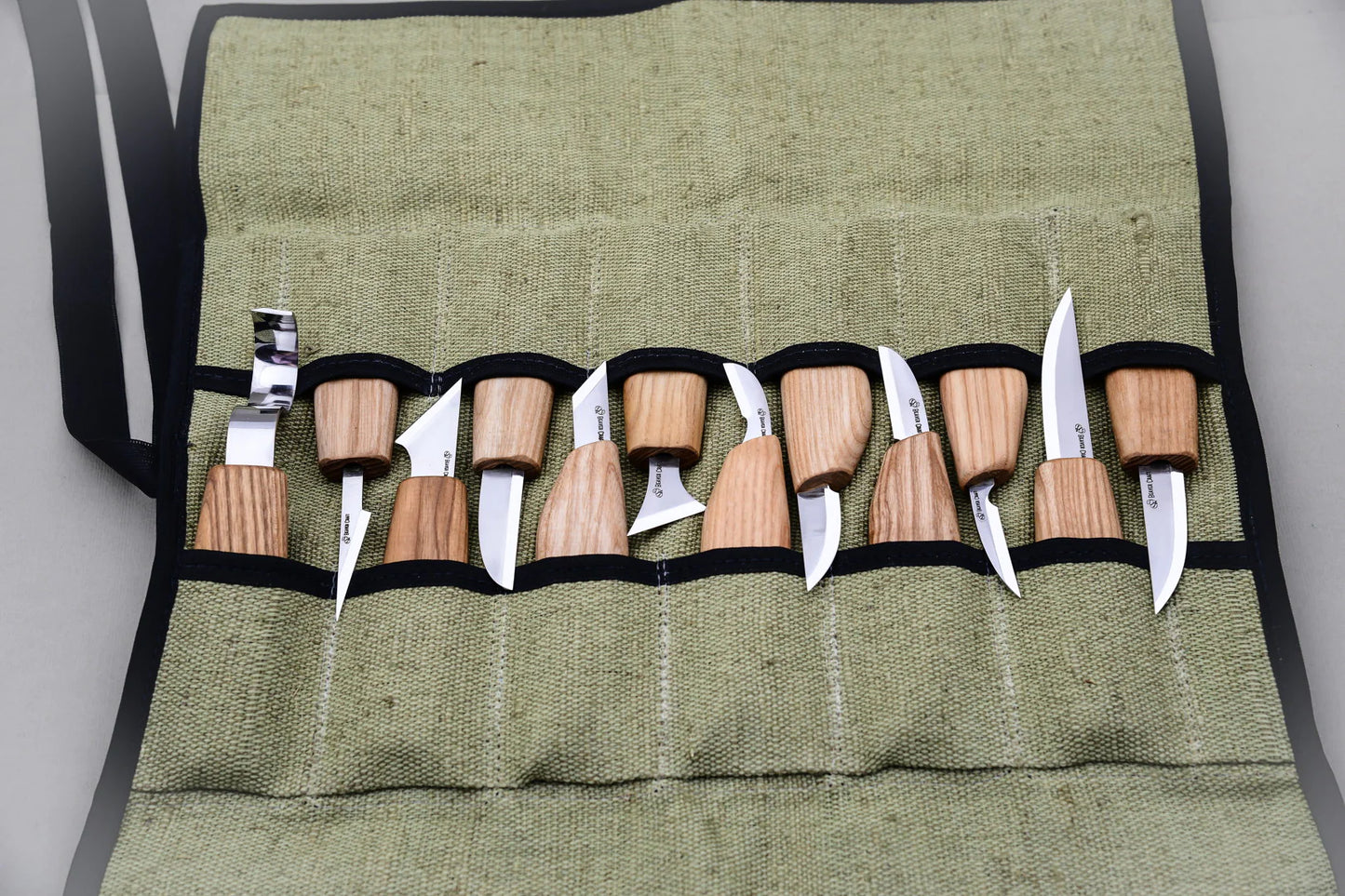 BeaverCraft S10 Wood Carving Tool Set of 12 Knives