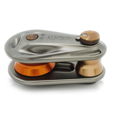ISC Small Rigging Pulley for up to 16mm Rope 250kN Grey w/ Orange Wheel