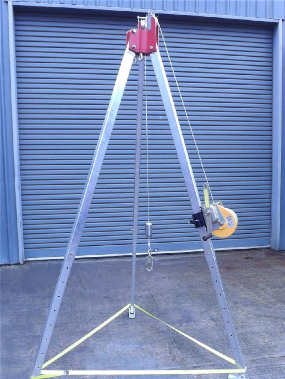 ISC Wire Rope Winch - With 20m Wire Assembly fitted with Double Action Steel Twister Karabiner