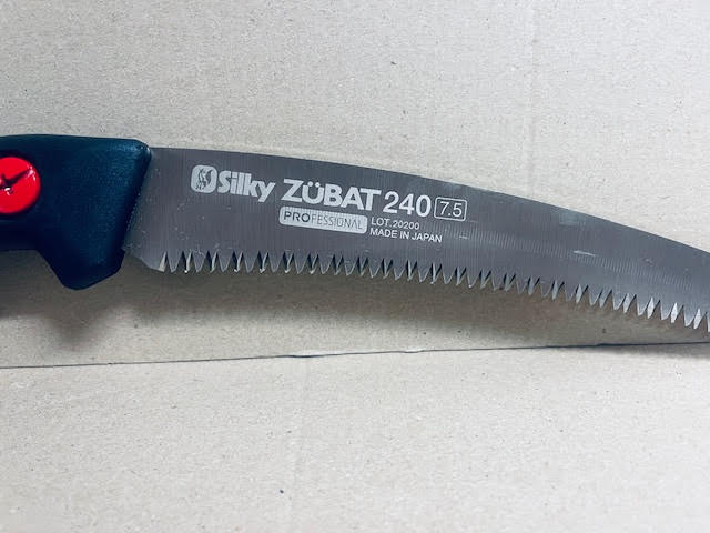 Silky Saw Zubat Large Tooth 240mm Curved Handsaw - 270-24